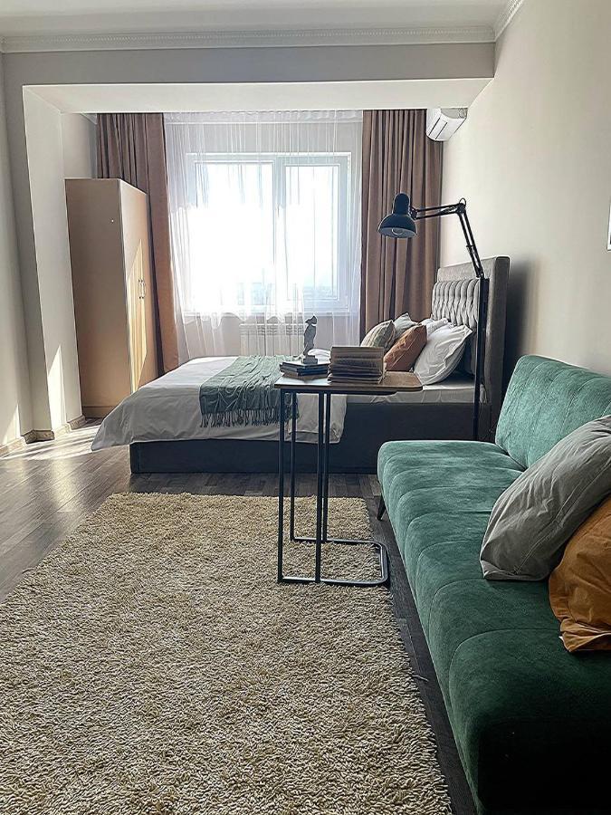 Студия Тайный Сад С Шикарным Видом На Горы Almaty Eksteriør billede